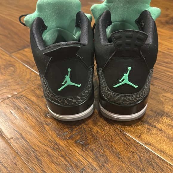 Jordan sneakers - Picture 4 of 5